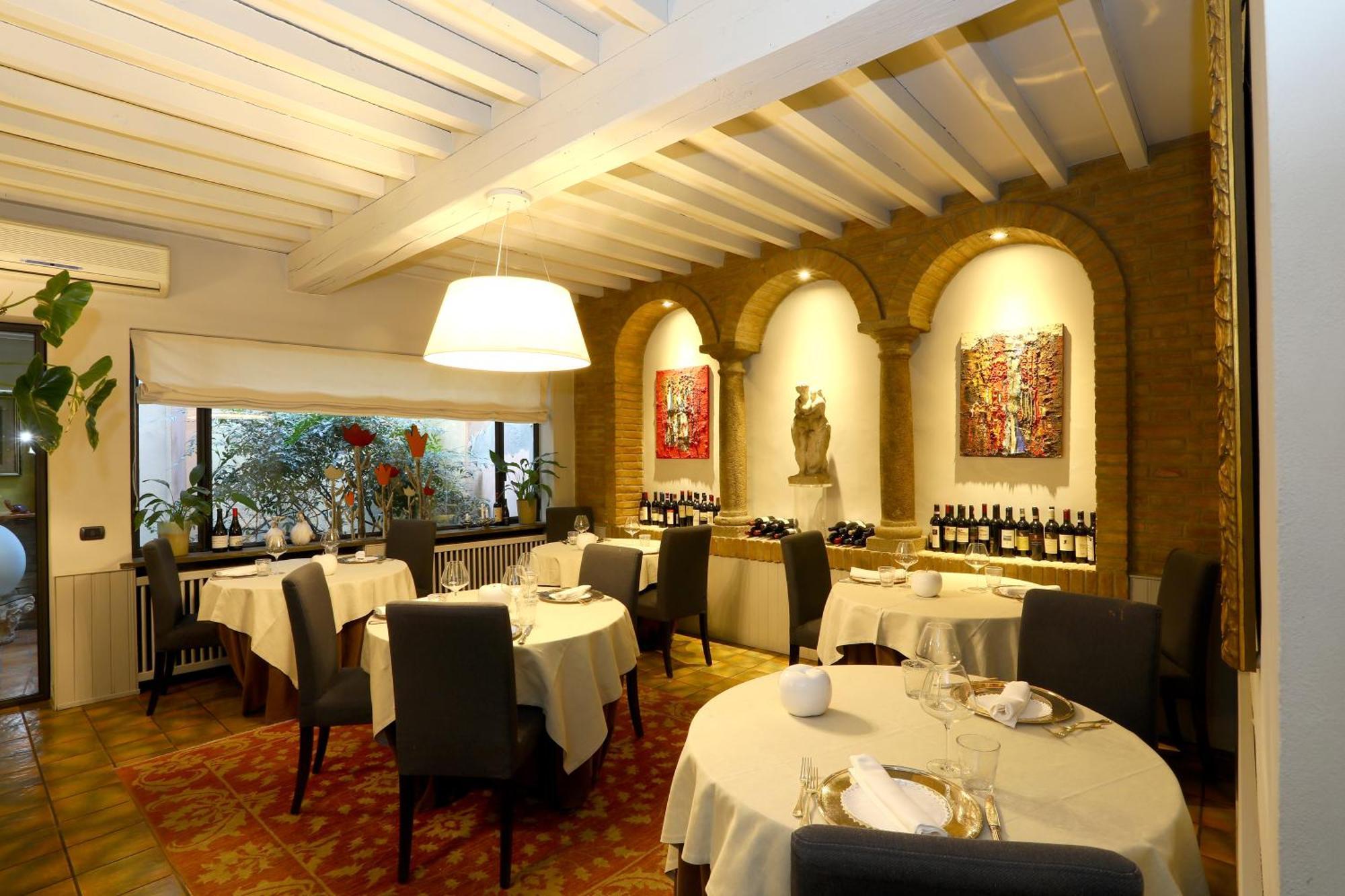 Locanda Stella D'Oro Soragna Екстериор снимка