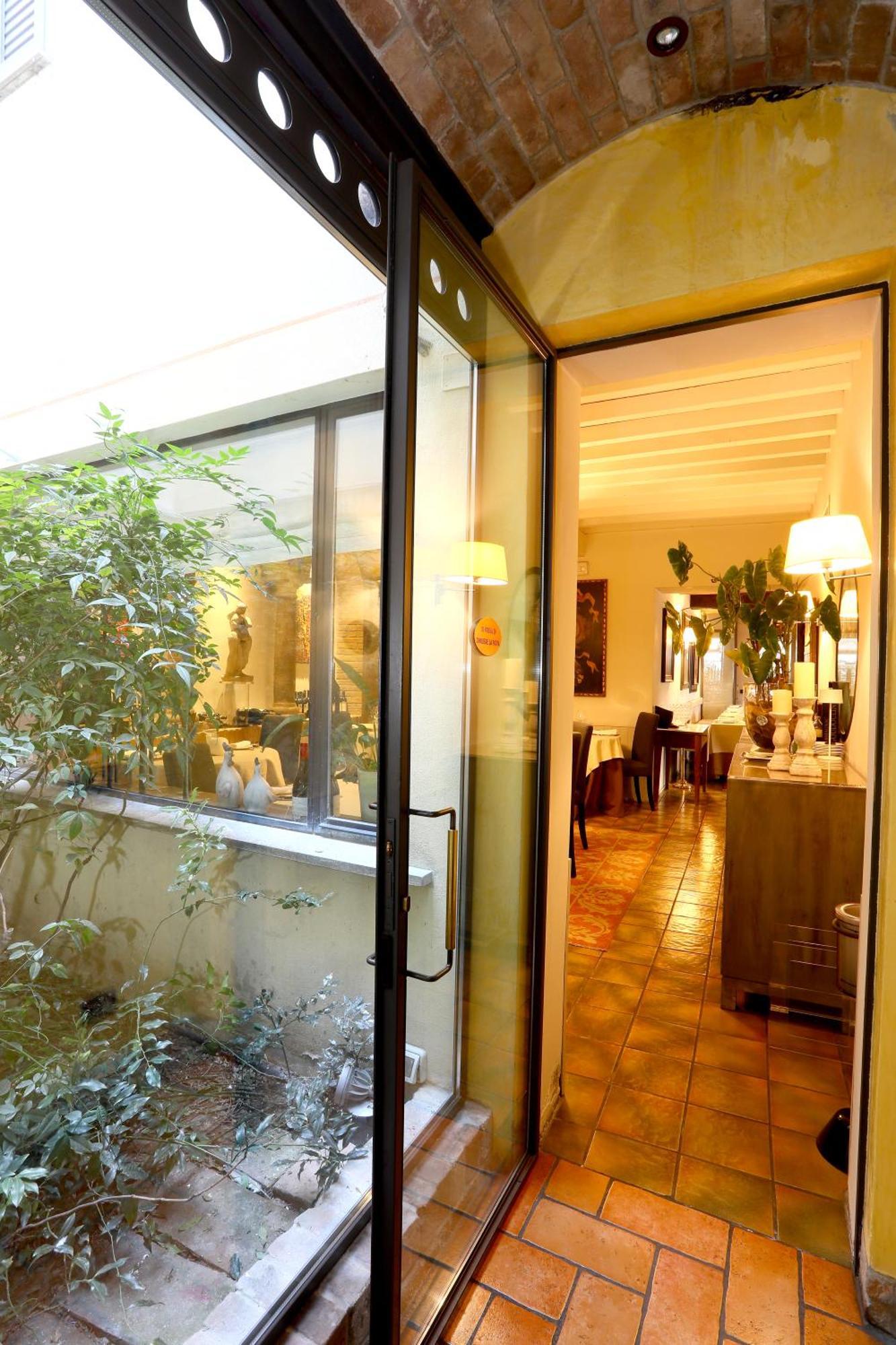 Locanda Stella D'Oro Soragna Екстериор снимка
